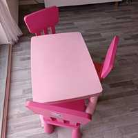 Stolik Mamut plus 3 krzesła