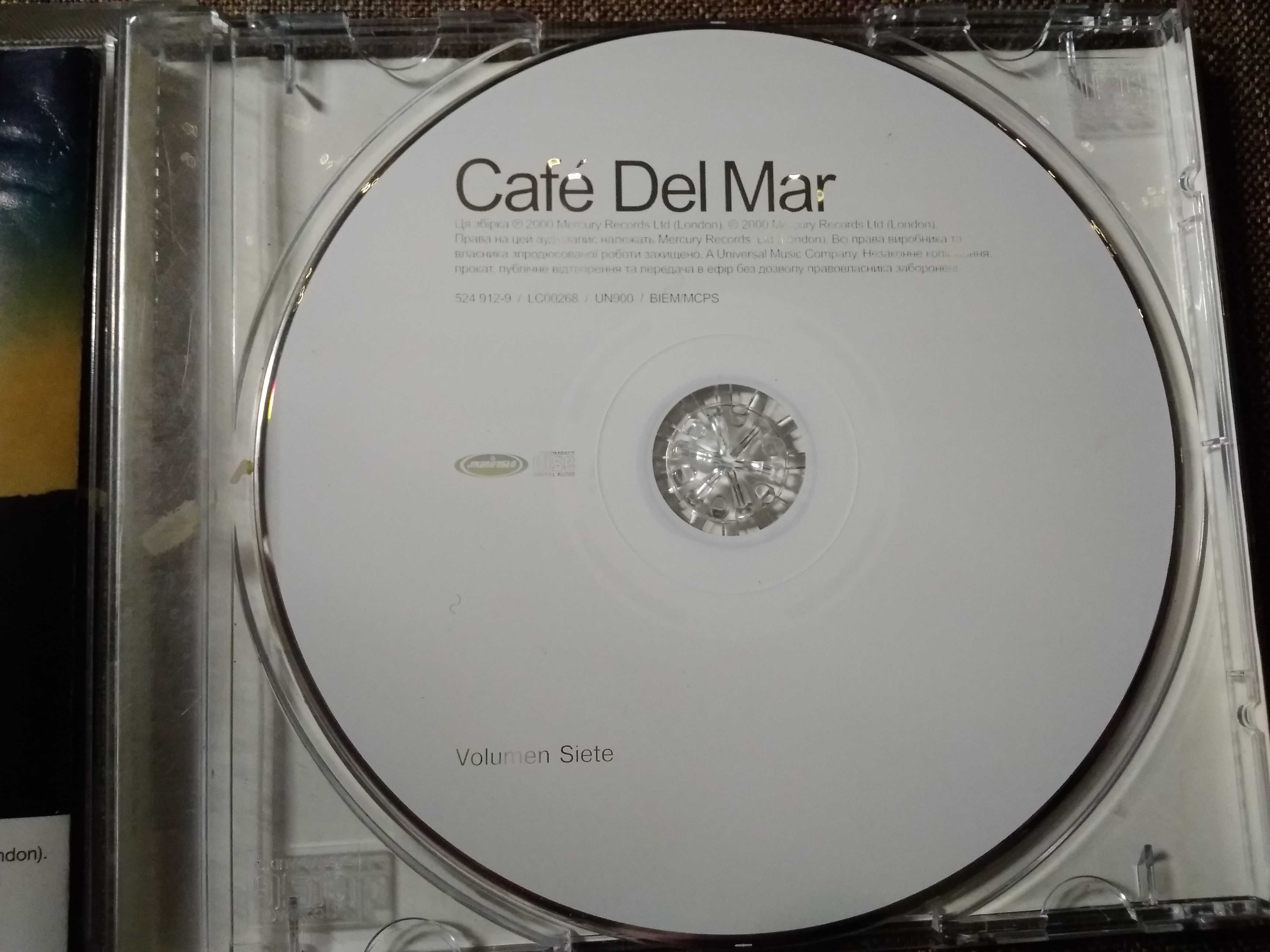 Продам CD диск музыкальный "Кафе Дель мар" cafe del mar
