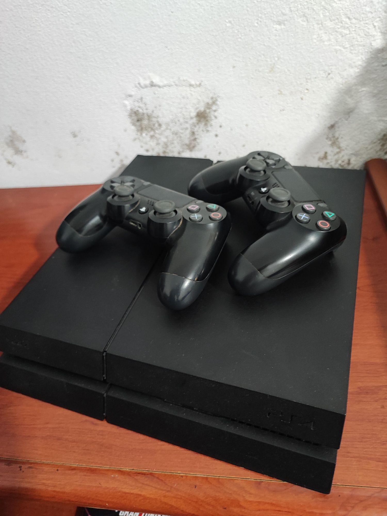 Vendo/Troco Ps4 de 500gb