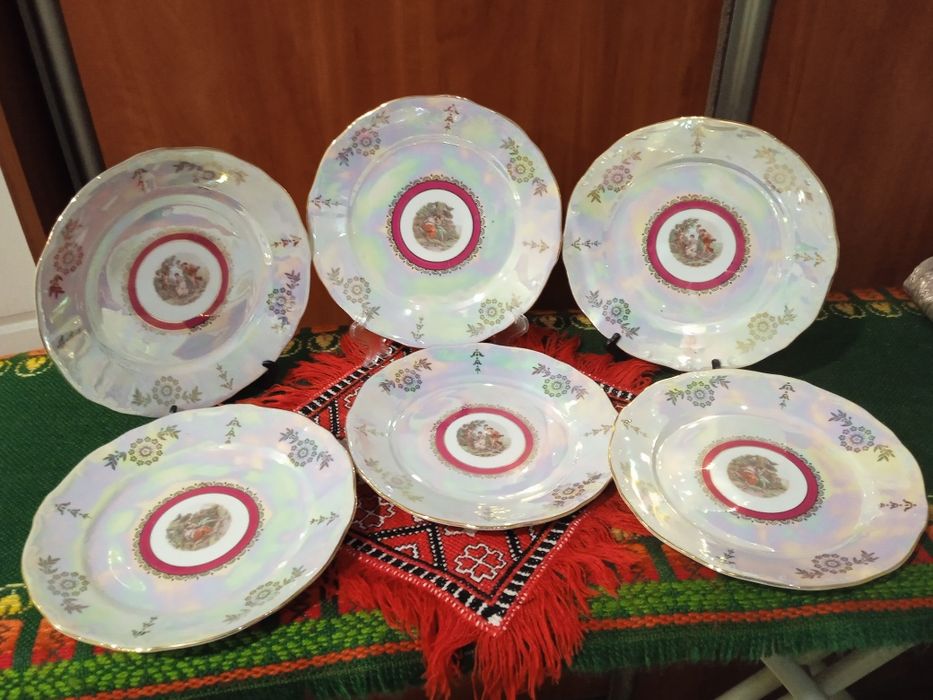 Сервиза. Тарелки от сервиза знаменитой фирмы прошлого века.WETMAR STAD
