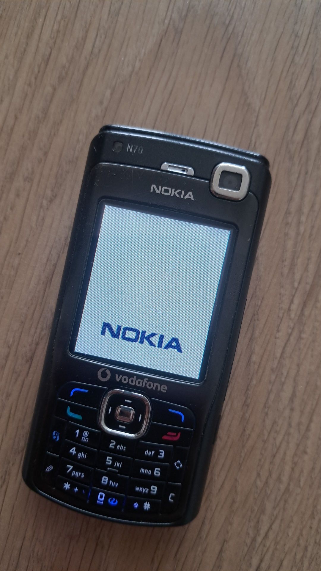 Kolekcjonerska Nokia N70 bez simloka