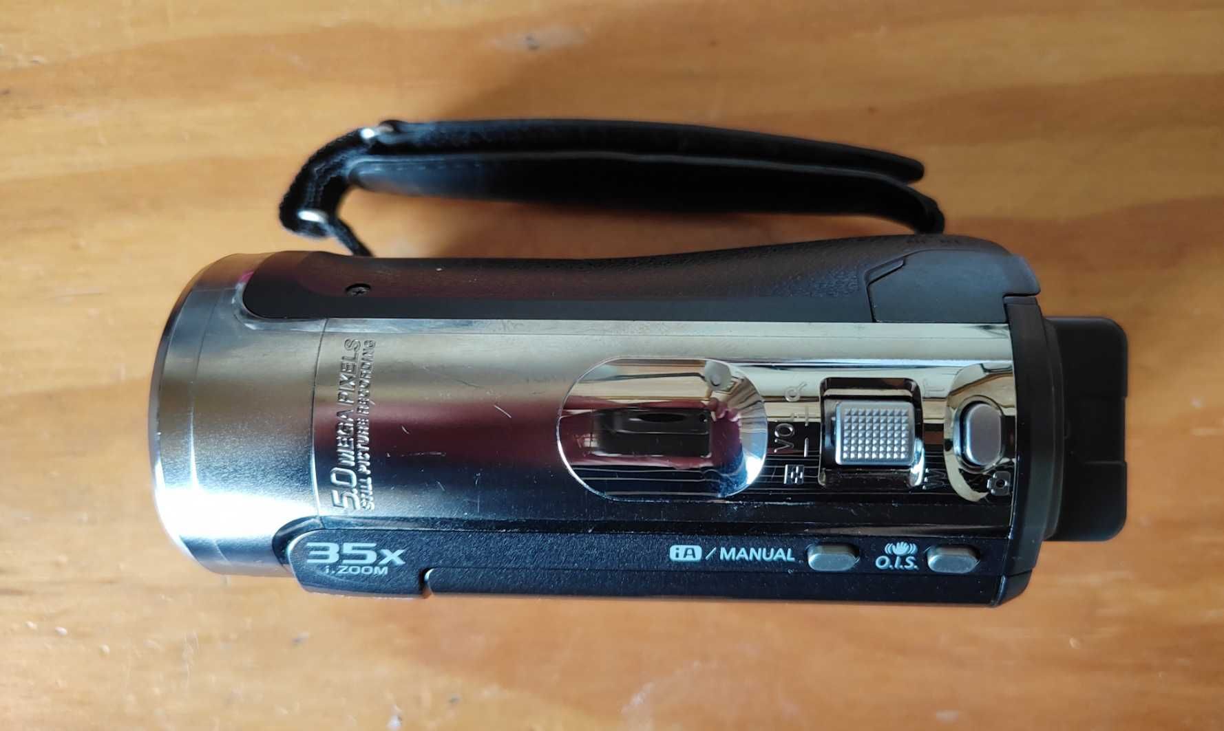 Ótima câmara de filmar e fotografia Panasonic HDC-SD60 nova.