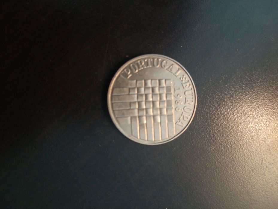 25 escudos - Adesão de Portugal à CEE - Portugal	1986