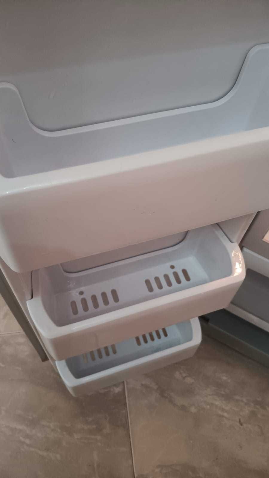 Frigorífico Americano Samsung RS21DNSM