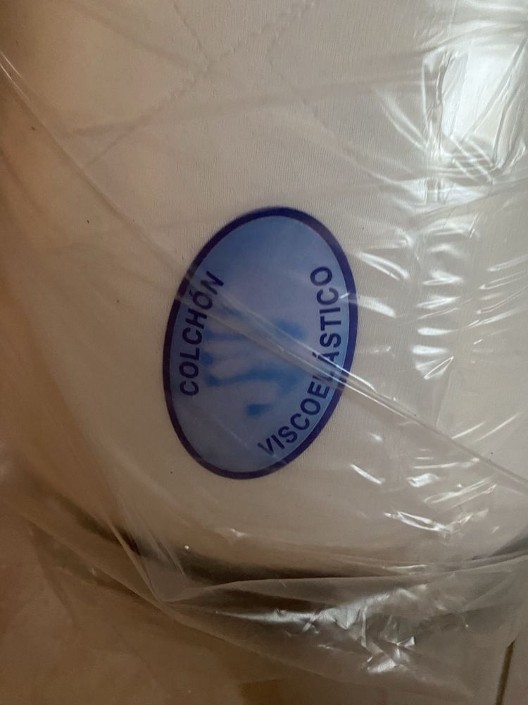 colchões viscoelásticos  na embalagem