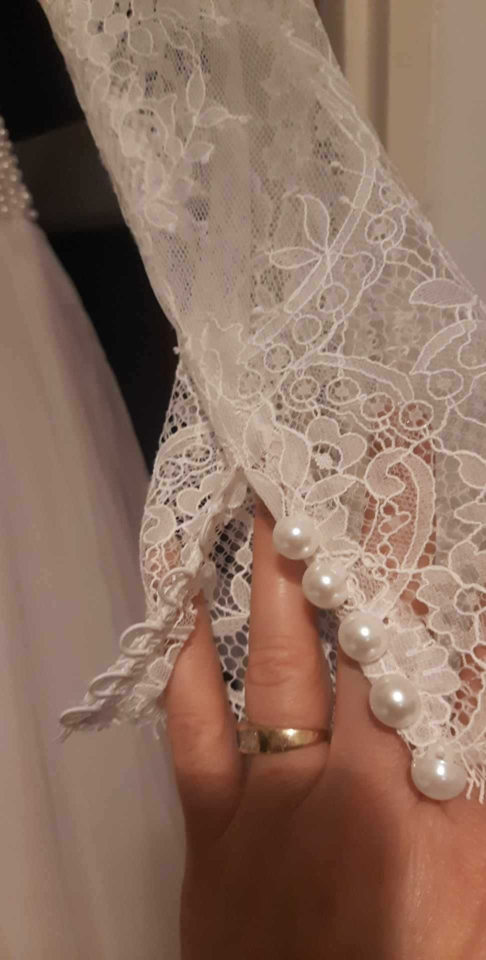 Suknia ślubna księżniczka, odkryte plecy, perłowy pas, 36