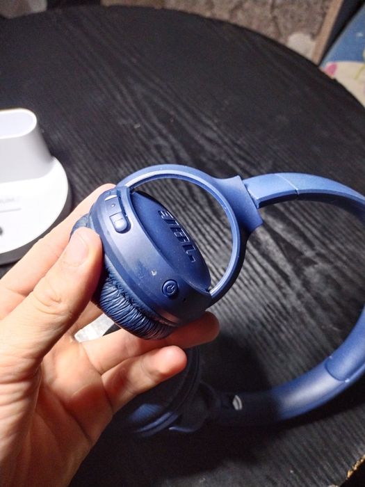 Наушники JBL Tune 520BT Blue (роботают)