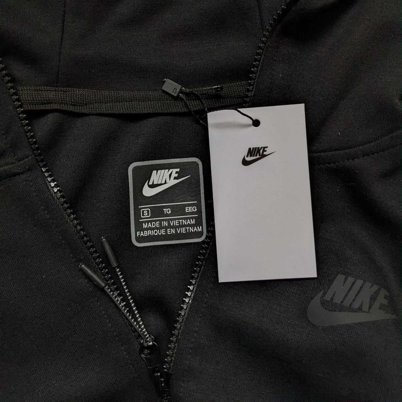 Чоловічий весняний спортивний костюм Nike Tech Fleece black. S