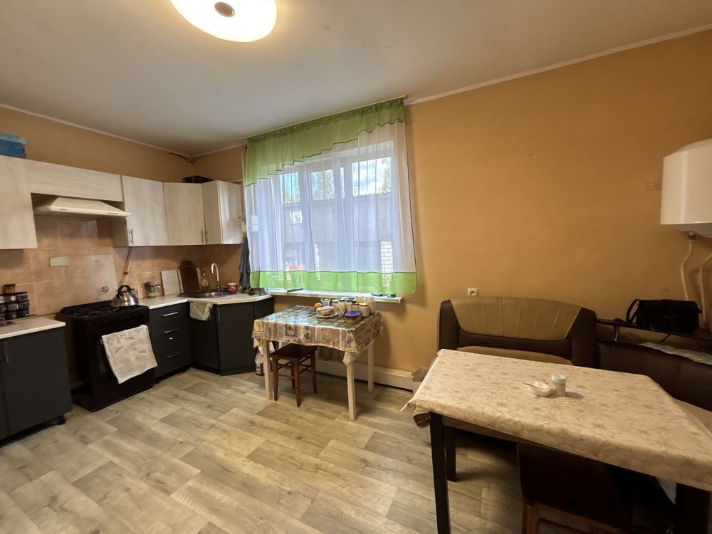 Продам будинок в м Корюківка
