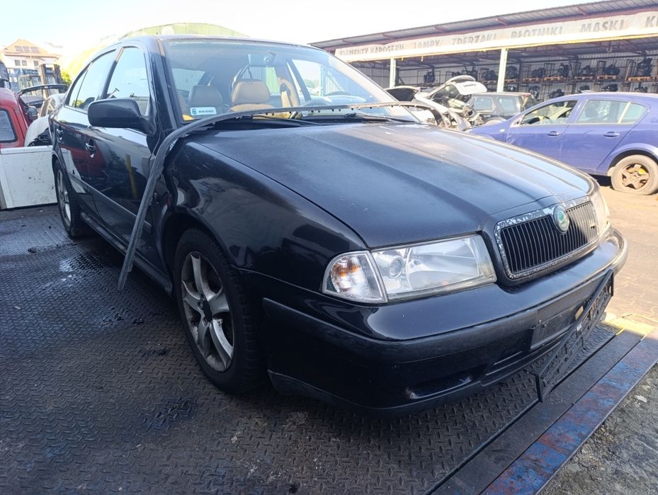 Skoda Octavia 1.8 Turbo Laurent klement silnik skrzynia koła