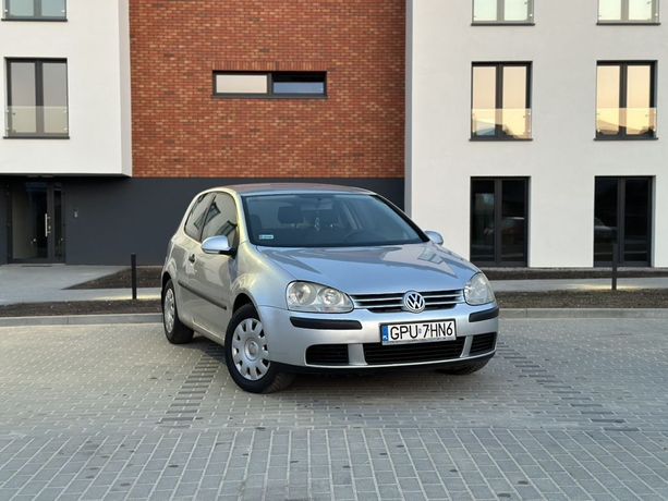 Volkswagen Golf 5 2005 rok 3 drzwi oszczędny