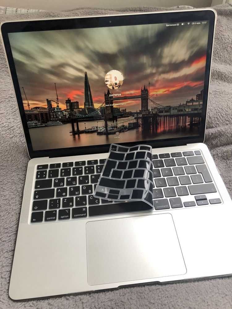 Русские буквы MacBook Pro/Air 14, 13, 15, 16 накладка на клавиатуру