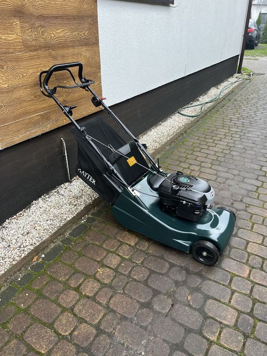 Kosiarka spalinowa z napędem