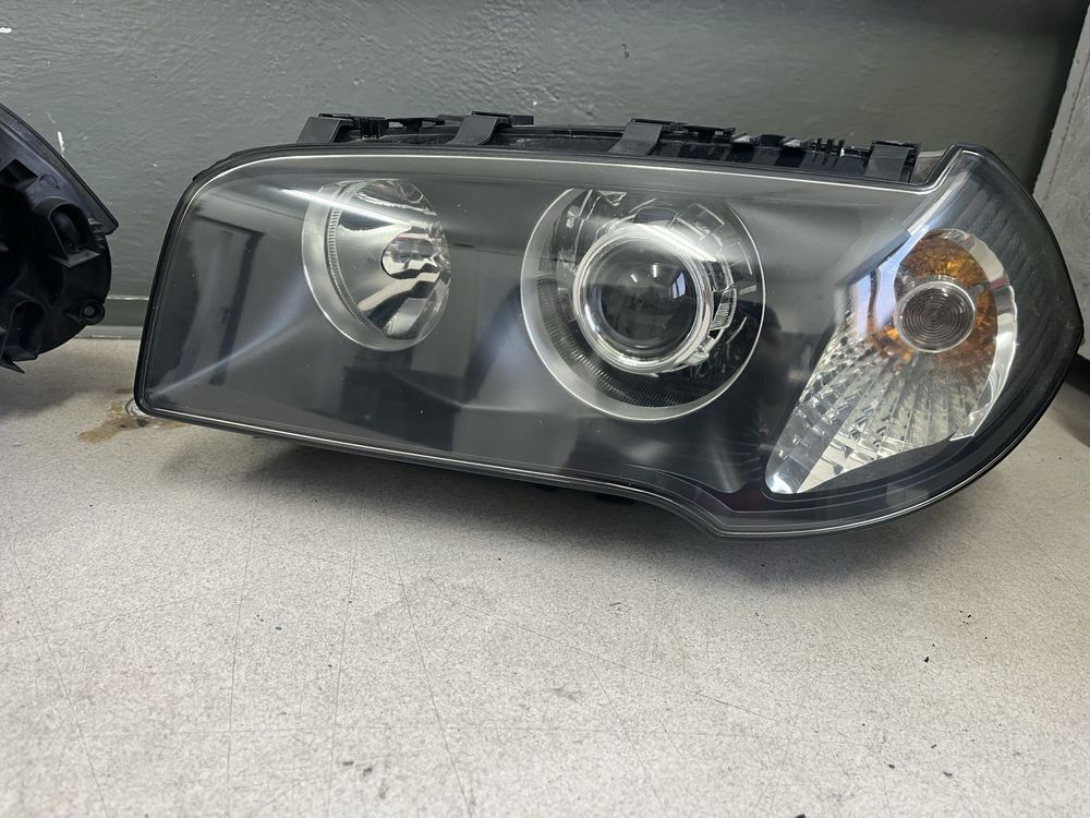 Bmw e83 X3 lampy bi led komplet reflektory bi led
