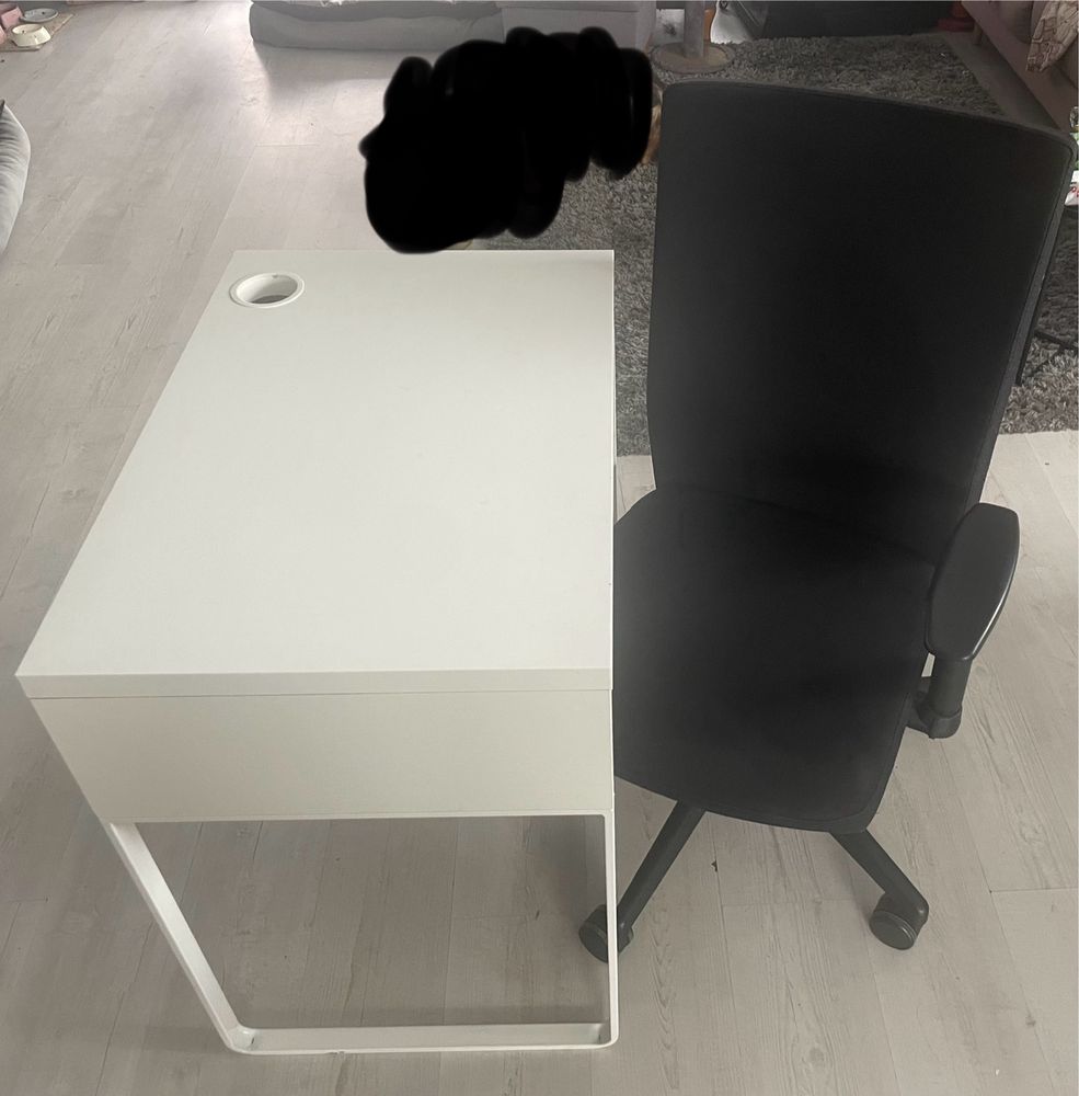 Krzeslo obrotowe do biurka