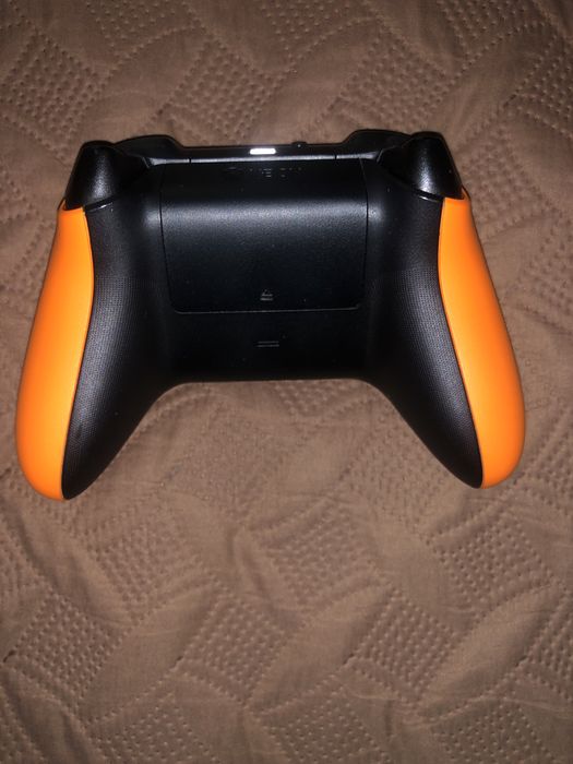Продам геймпад Xbox one S