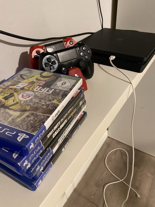 Playstation 4 com acessorios