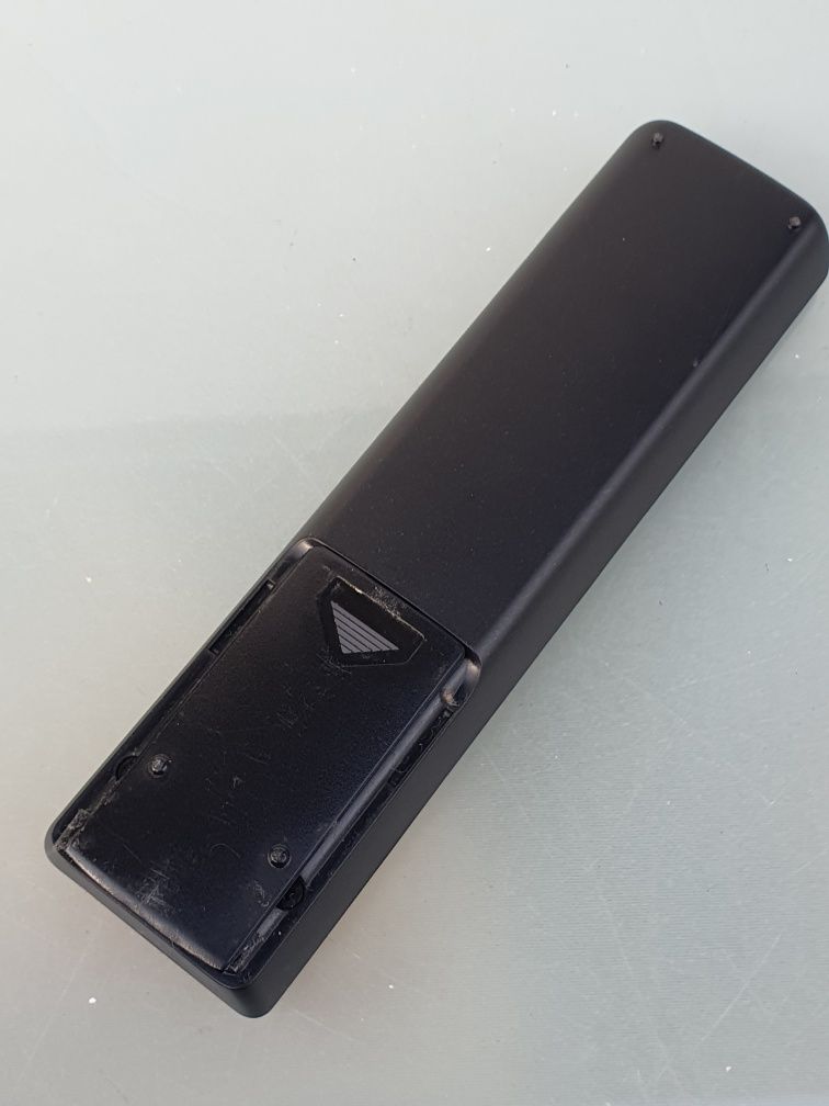 Radio internetowe Grundig Cosmopolit 3F+DAB ipod