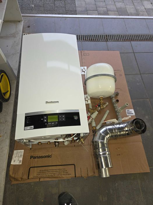 Kocioł gazowy kondensacyjny BUDERUS GB072-24 V2