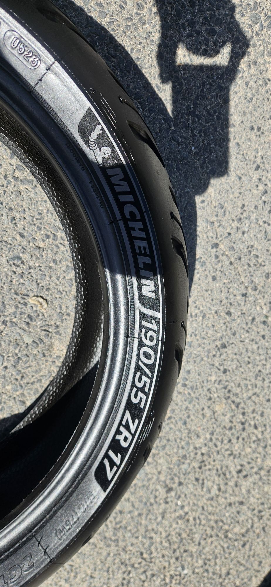 Michelin Pilot Road 6 i pilot Road 4