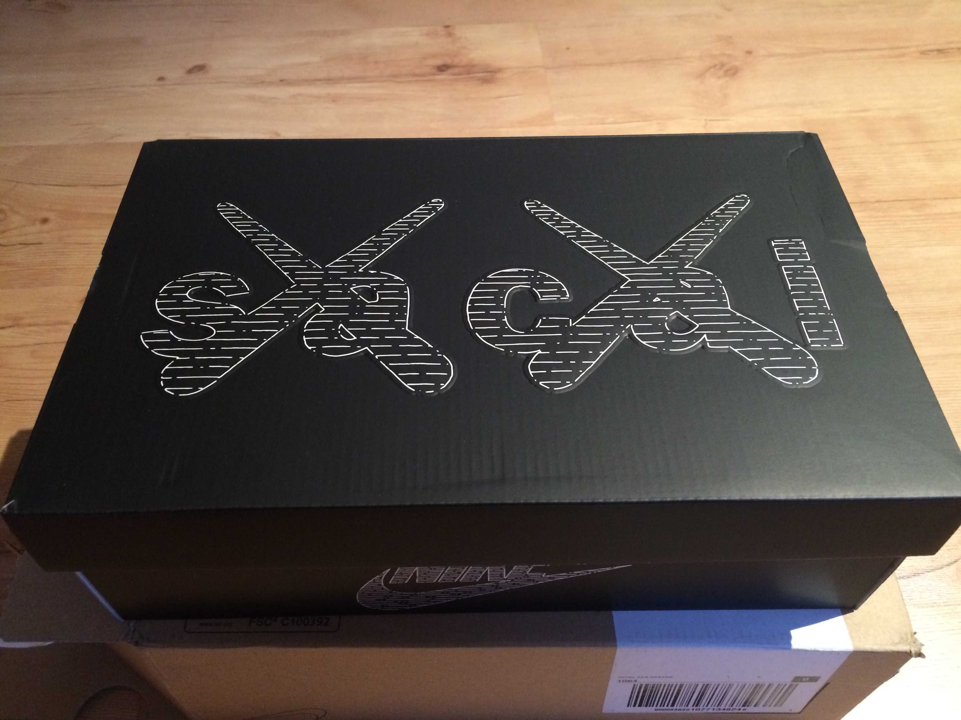 NOWE Nike Blazer Low Sacai Kaws Red r.42,5 (9 US)