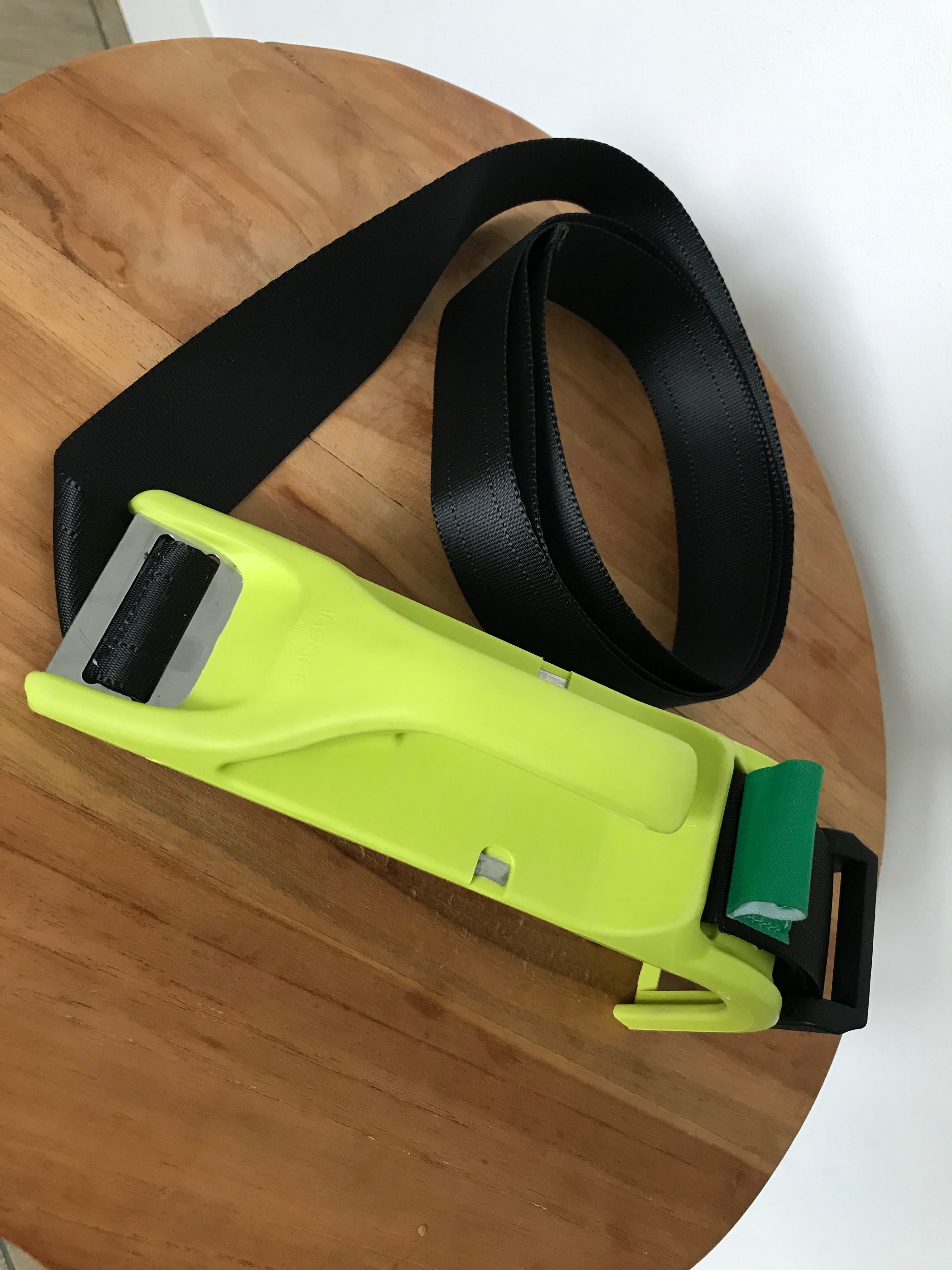 Insafe Seatbelt Guide, adapter pasów dla kobiet w ciąży
