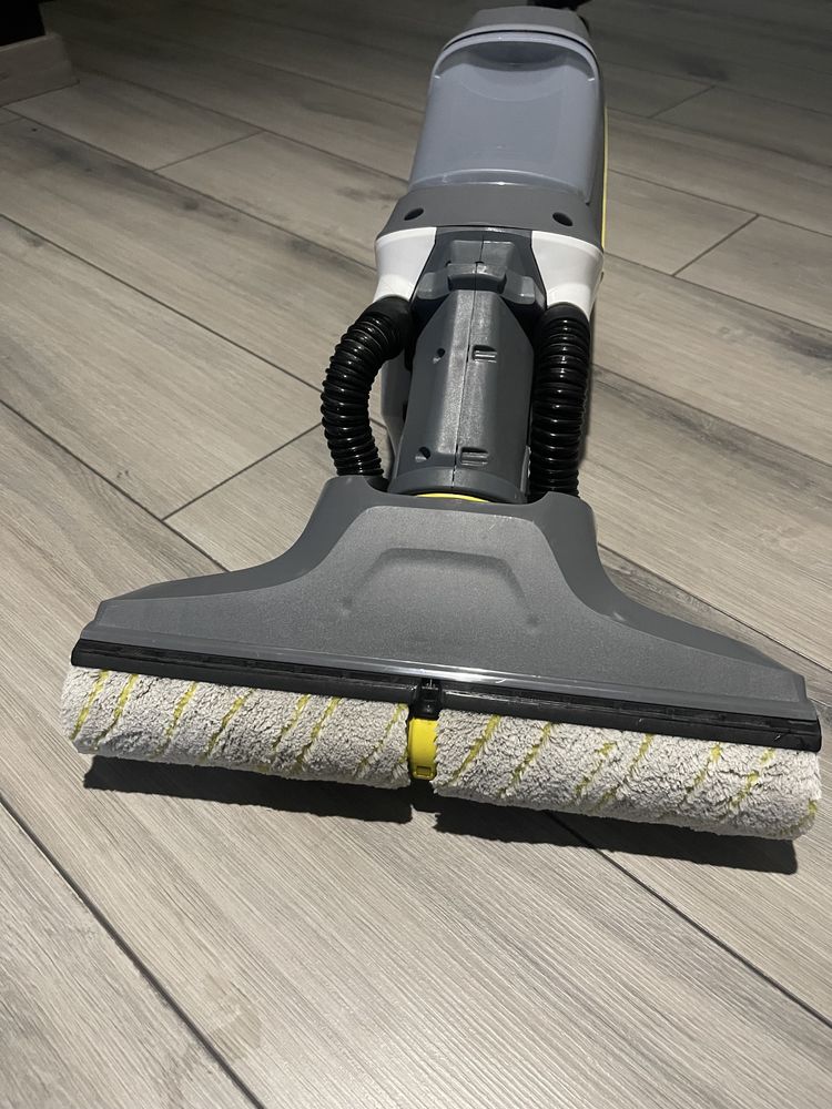 KARCHER FC 5 PREMIUM Миючий ручний пилосос підлогомийна машина