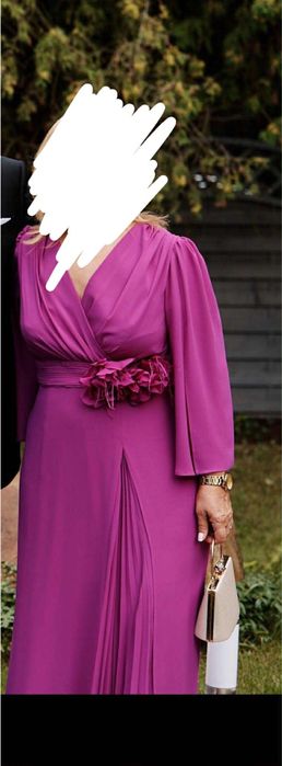 Janachowska Collection Wieczorowa suknia z kwiatową aplikacją fuksja