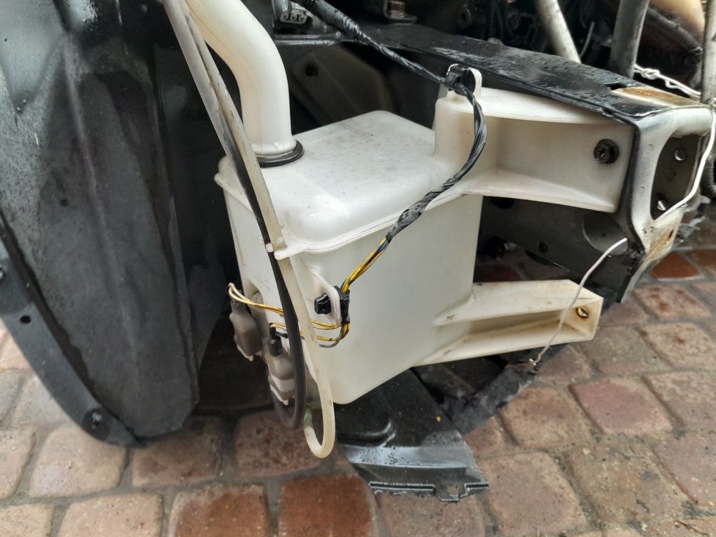 Zbiorniczek Płynu Spryskiwaczy Swift MK6