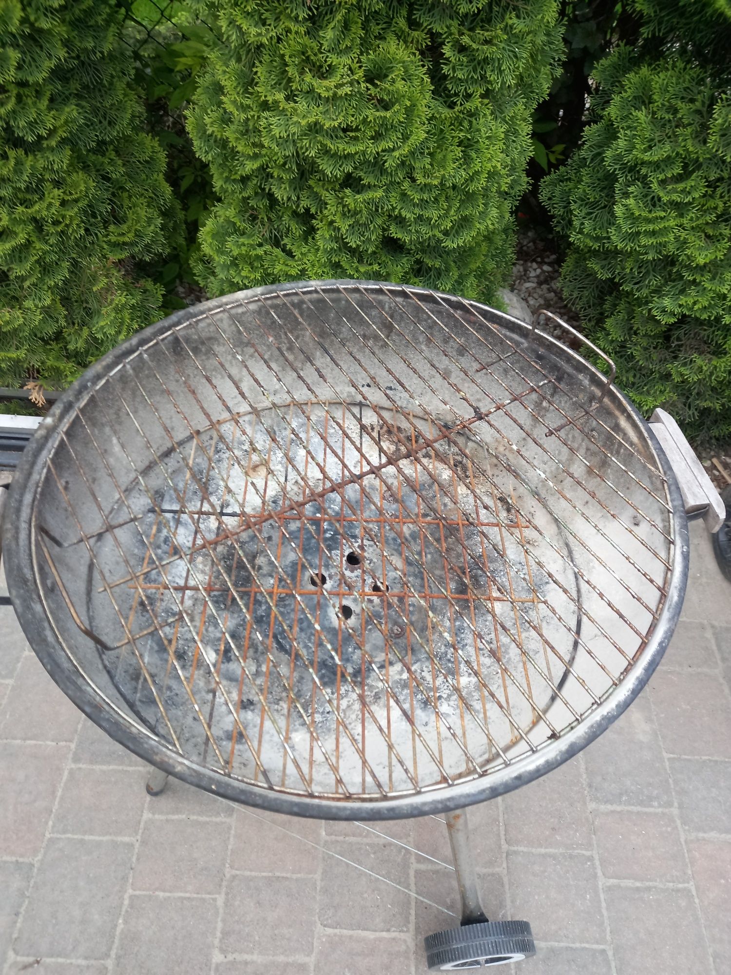 Grill węglowy. Okazja