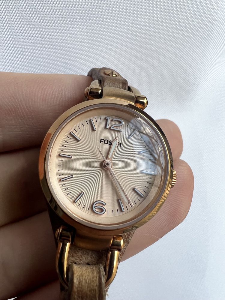 Часы женские Fossil оригинал