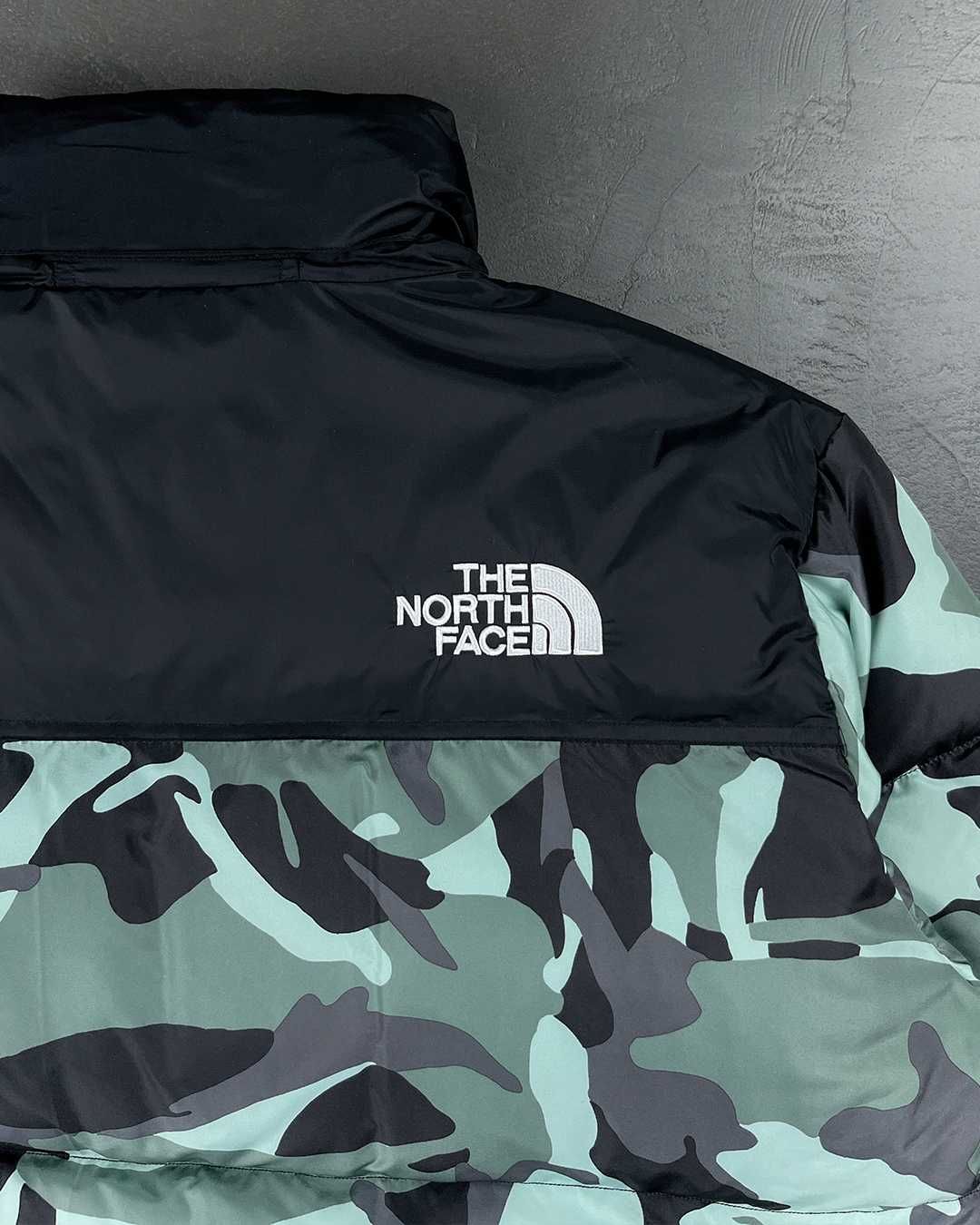 Пуховик The North Face 1996 Nuptse Jacket Explorer Camo