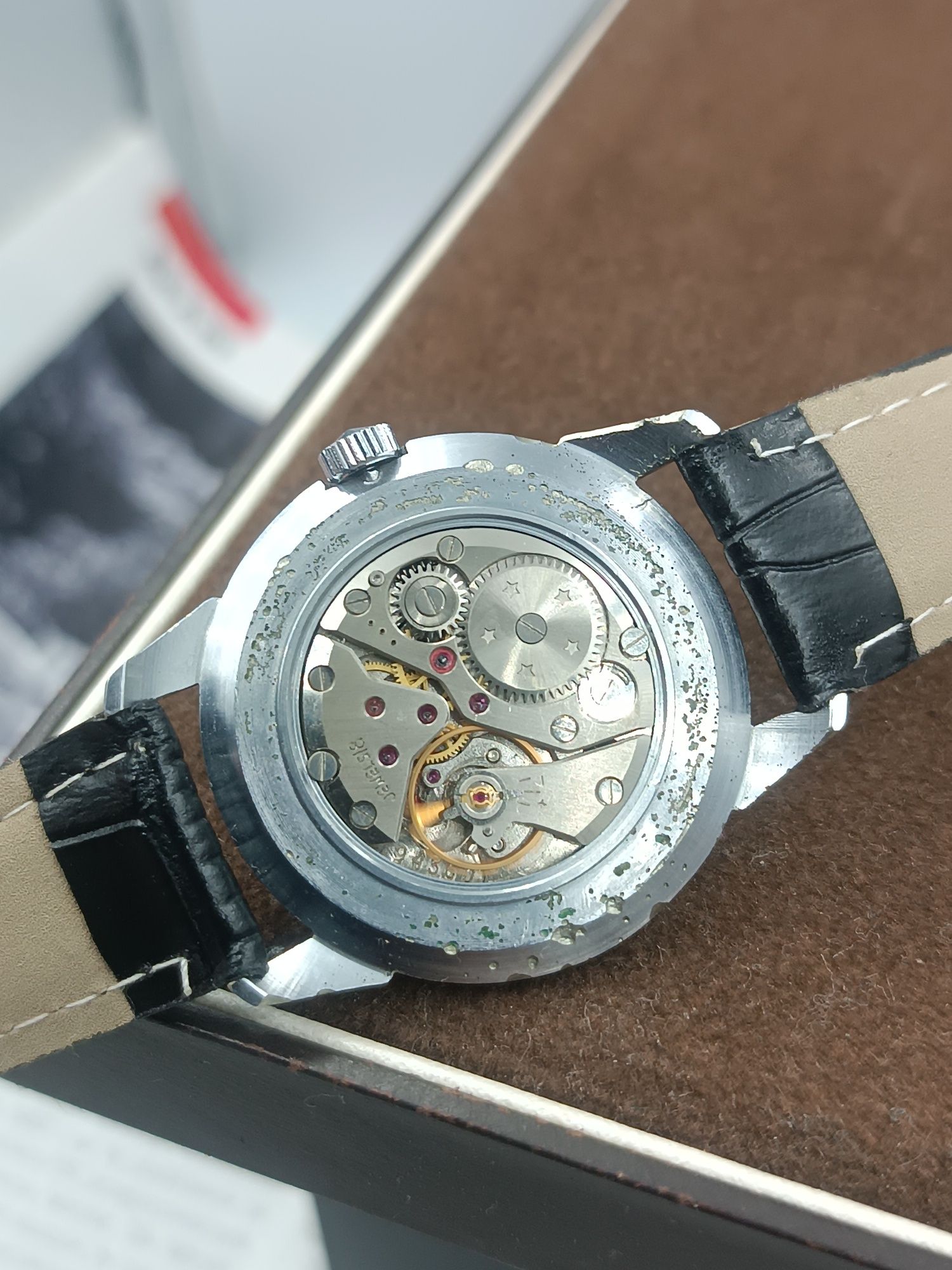 Zegarek wostok mechaniczny ciekawy
