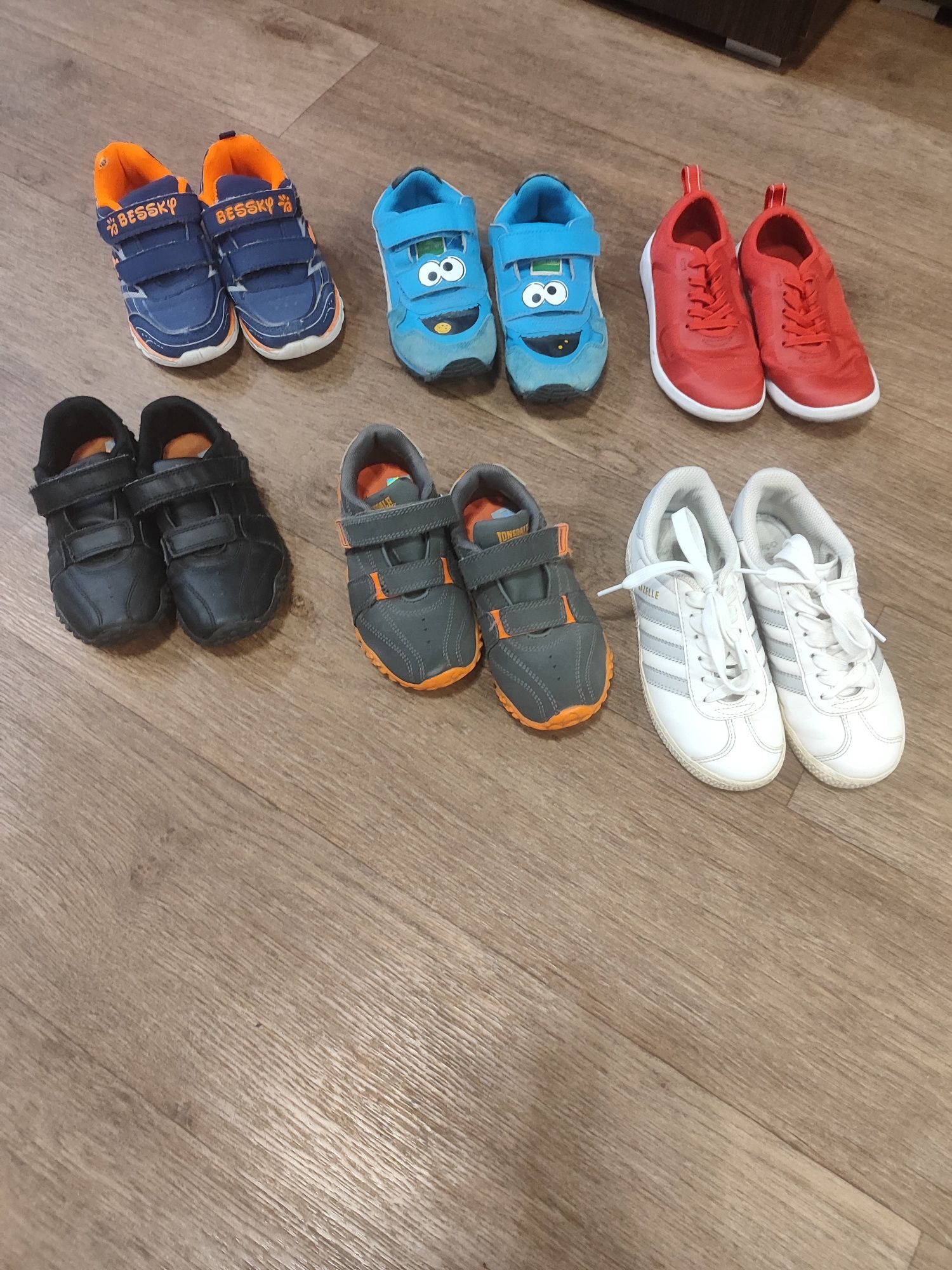 Взуття дитяче 28-29 розмір