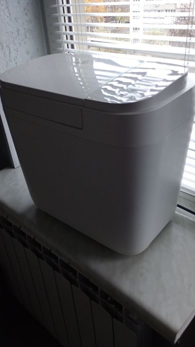 Побутова хлібопічка Panasonic SD-B2510WTS