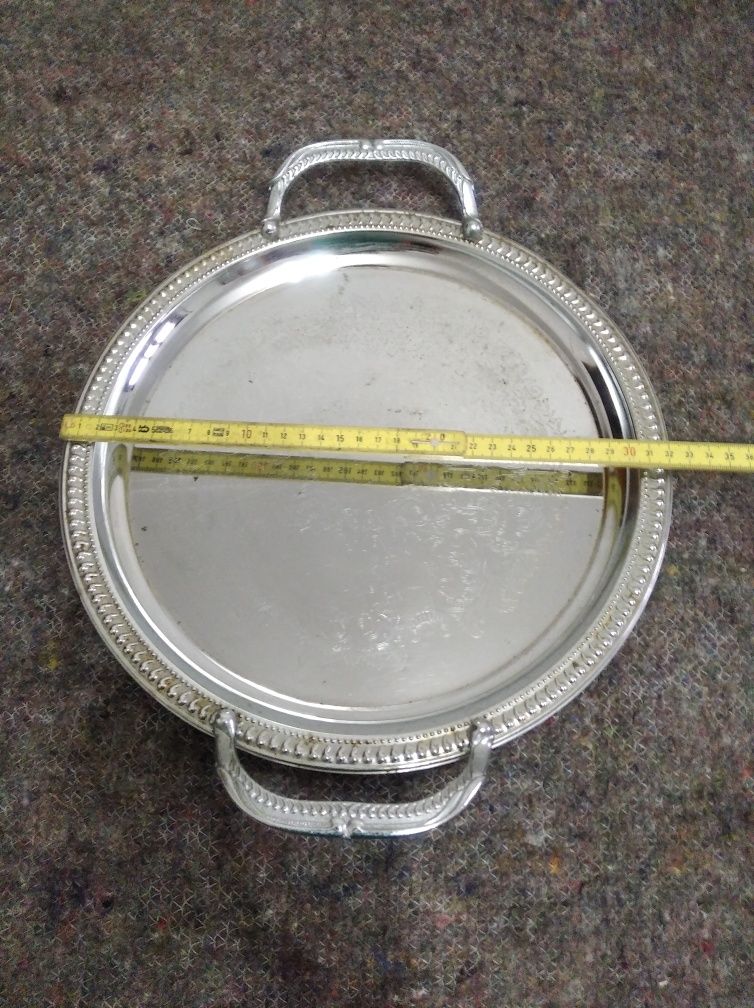 Bandeja metálica