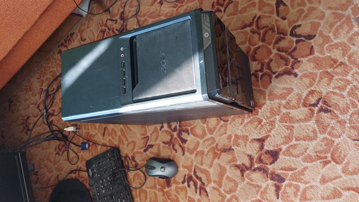 Komputer tanio Asus AMD x2 5200+