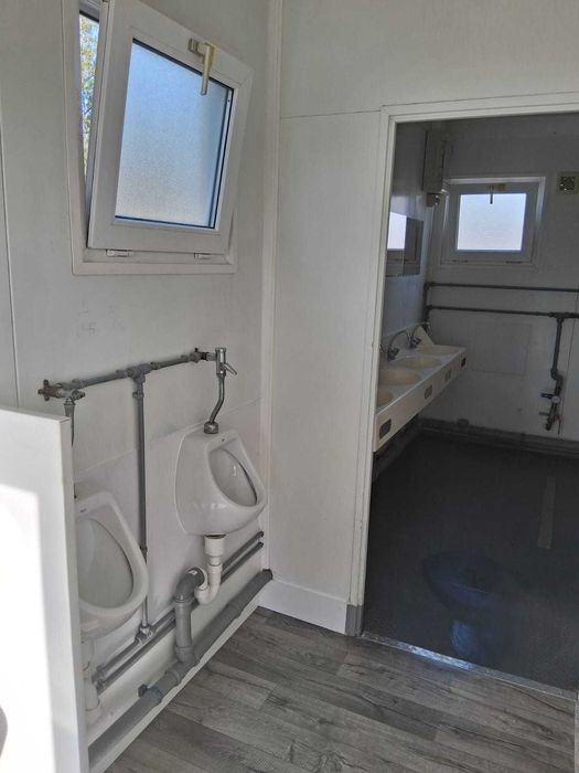 Kontener 20 socjalny sanitarny uniwersalny toaletowy prysznicowy