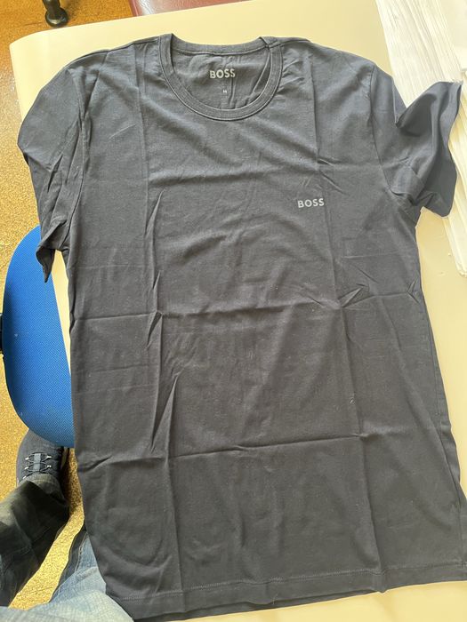 T shirt hugo boss M/L