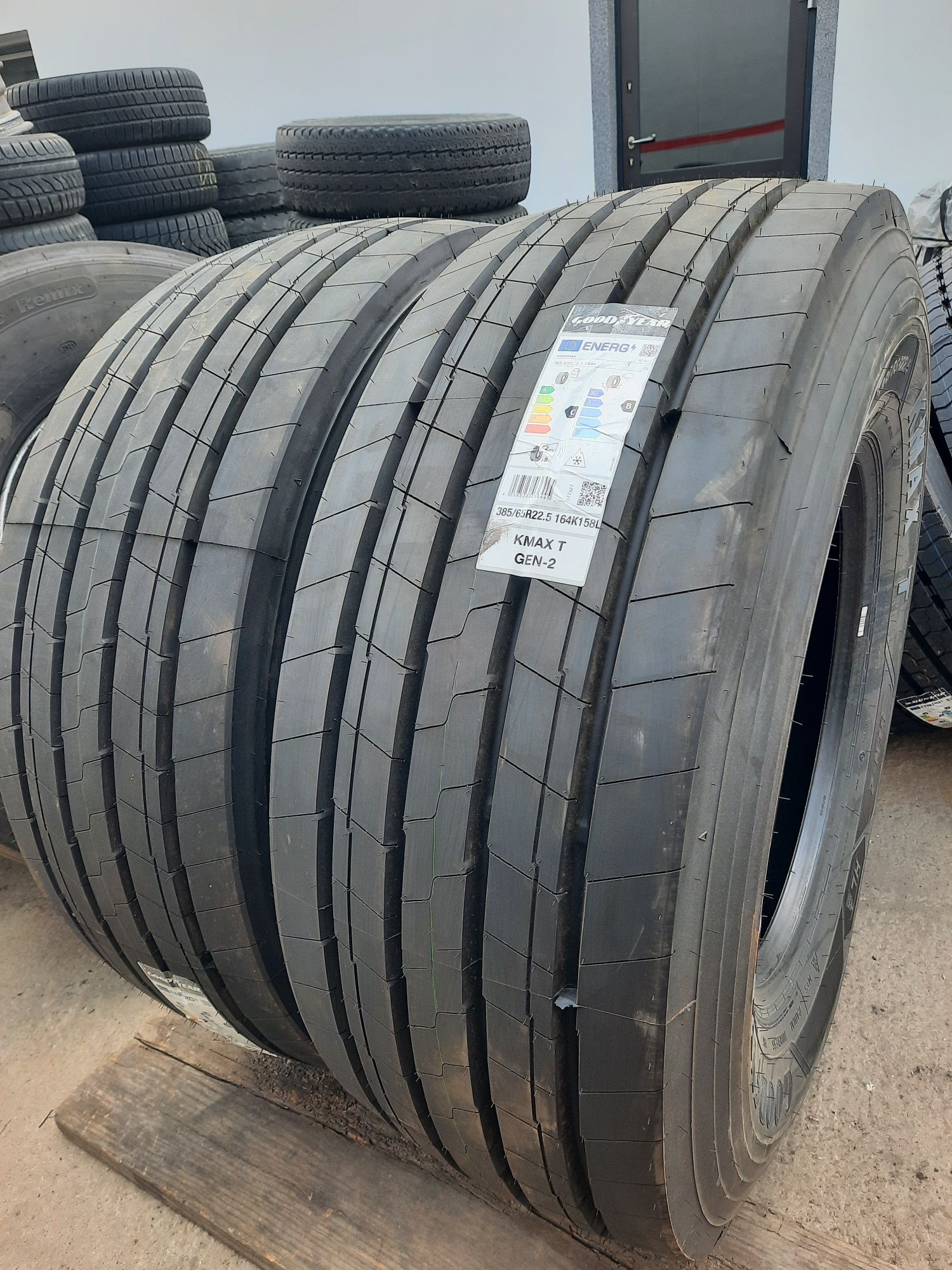 Opony nowe 385/65 R22.5 Goodyear  KMAX T