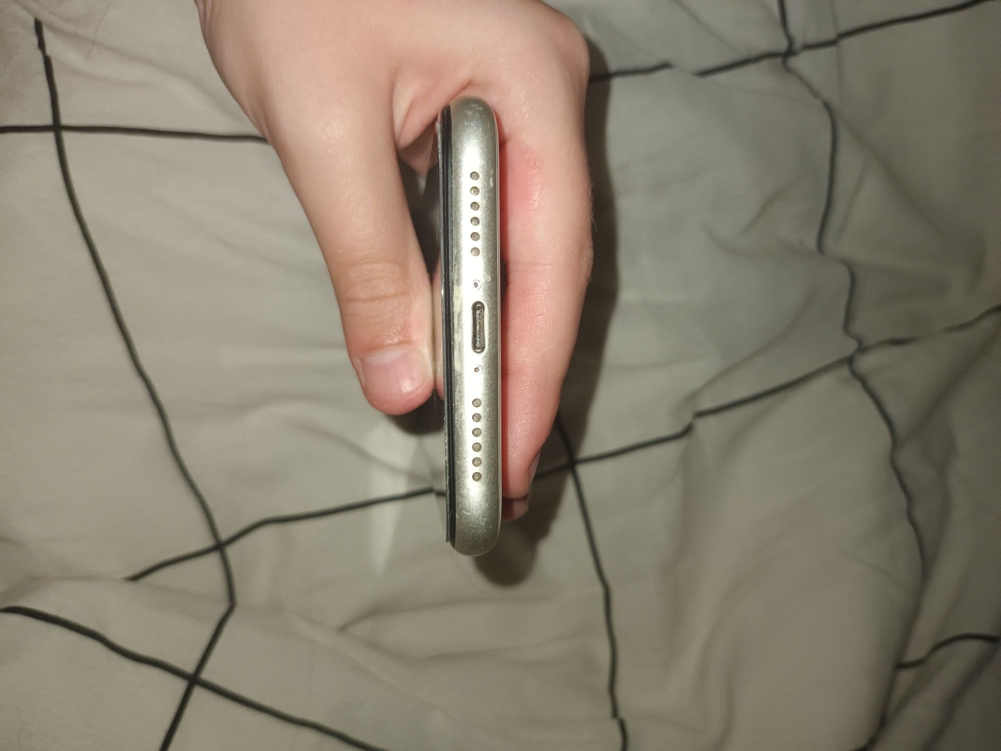 iPhone 11 Uszkodzone odbior osobisty