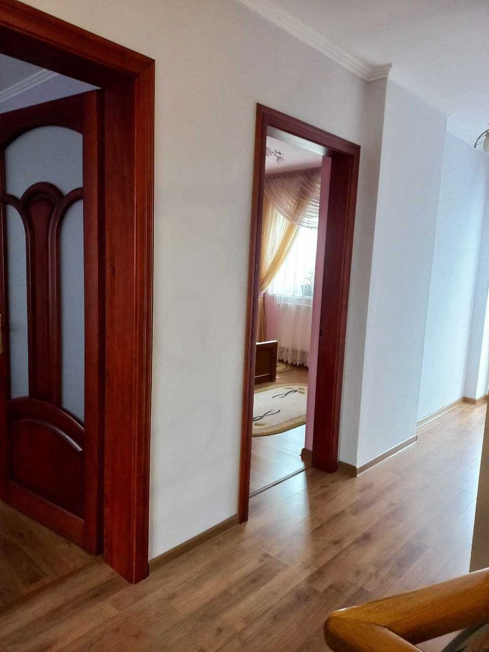 Продаж будинку в Городку