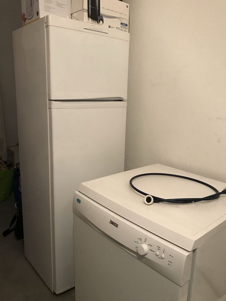 Máquina Lavar Loiça Zanussi