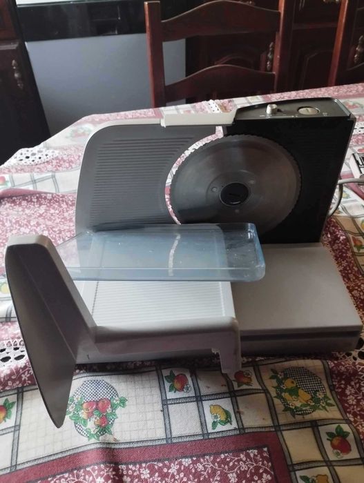 Maquina de fatiar KRUPS