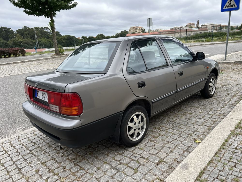 Suzuki Swift 1.3 - 20.000km Igual Novo