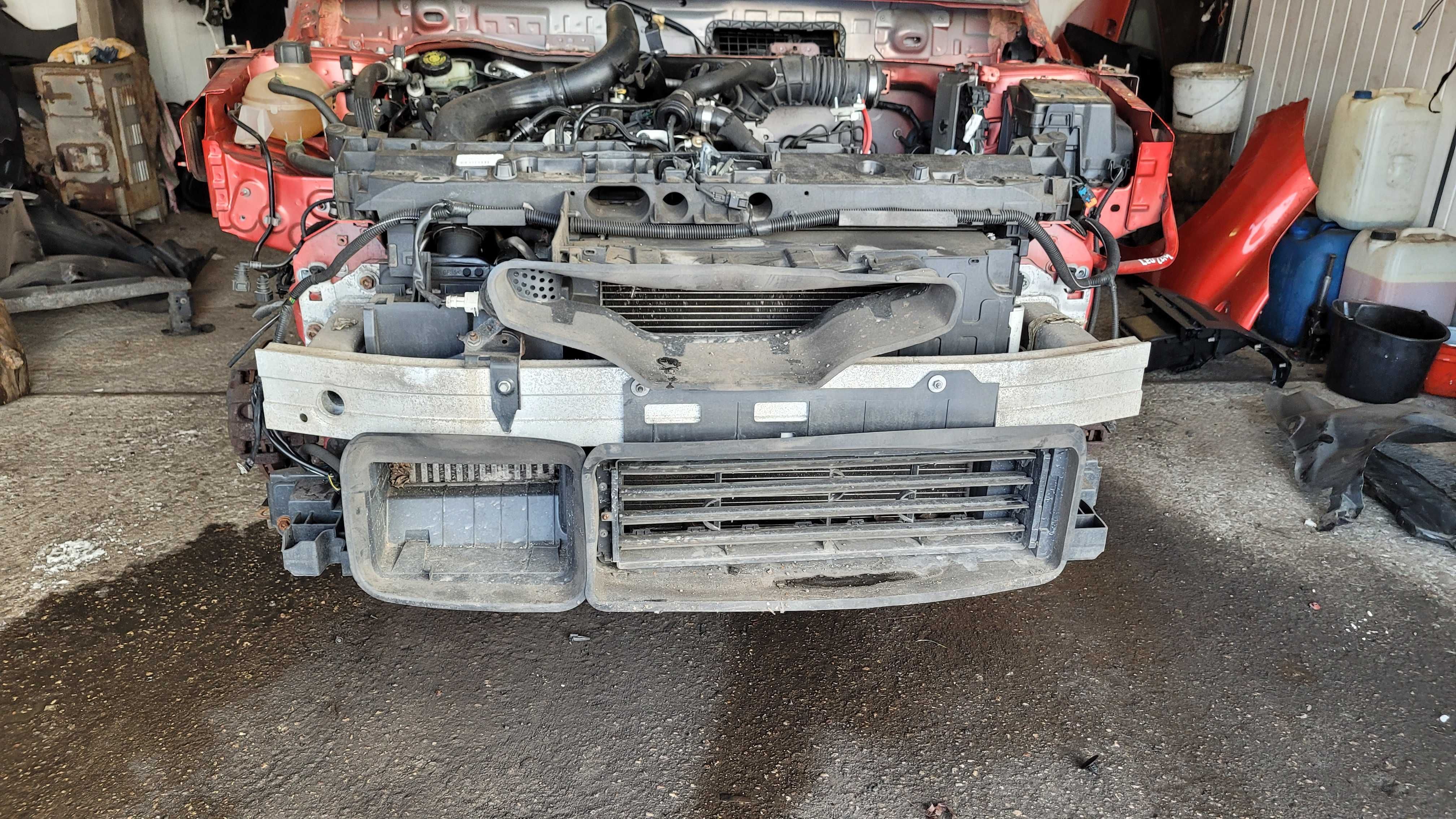 chłodnica pas przód belka żaluzja wentylator  0.9 tce Renault clio IV