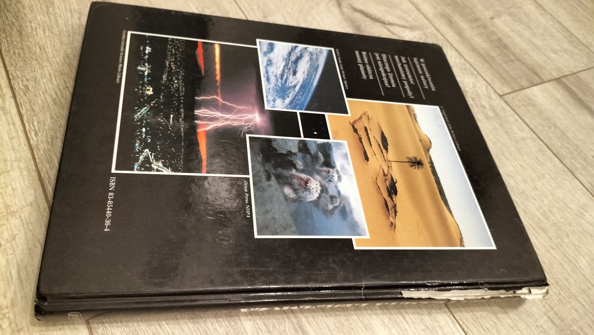 Ziemia planeta tajemnicza