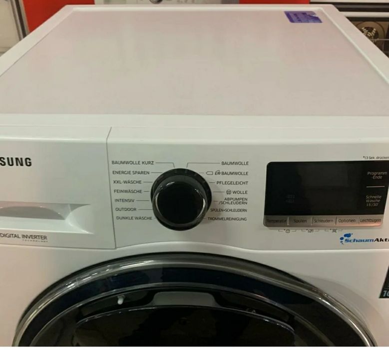 Стиральная машина прльна машина Samsung WW8GK6400QW/EG