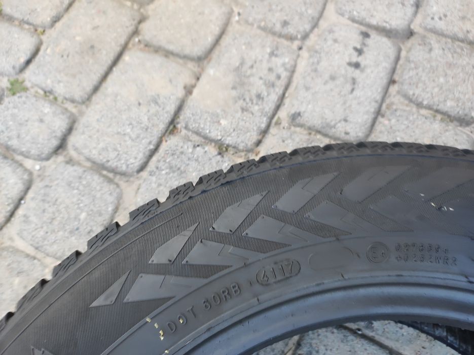 195.60.15 jedna opona Nokian WeatherProof