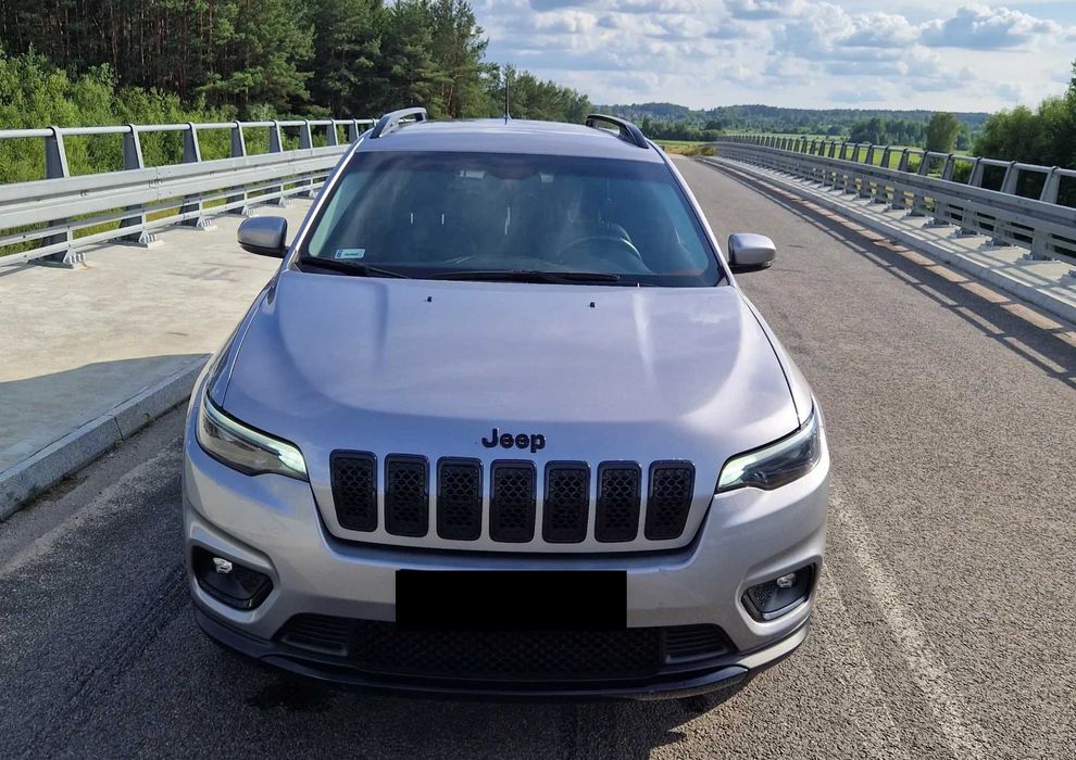 Jeep Cherokee 2018 року